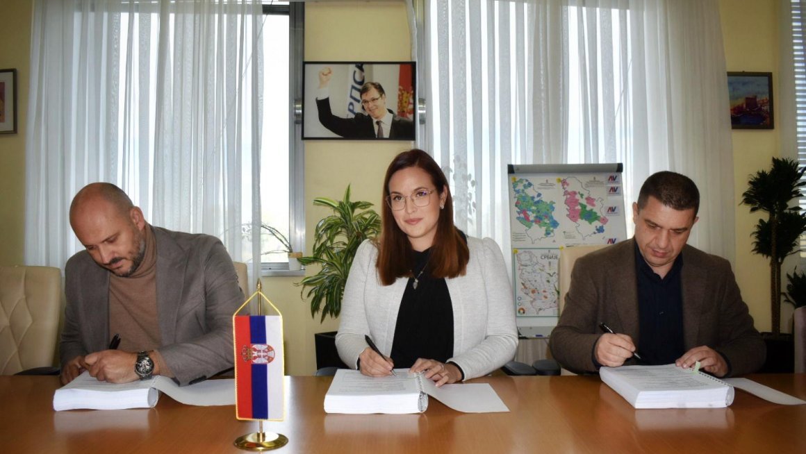 ub Sara Pavkov
