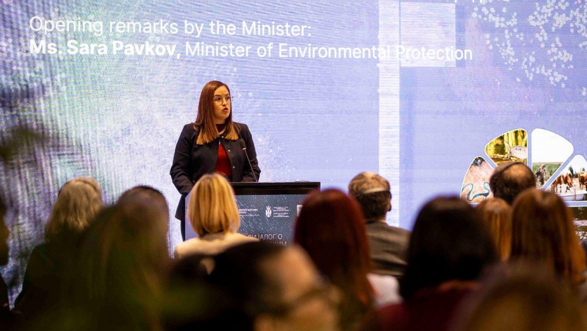 дијалог Сара