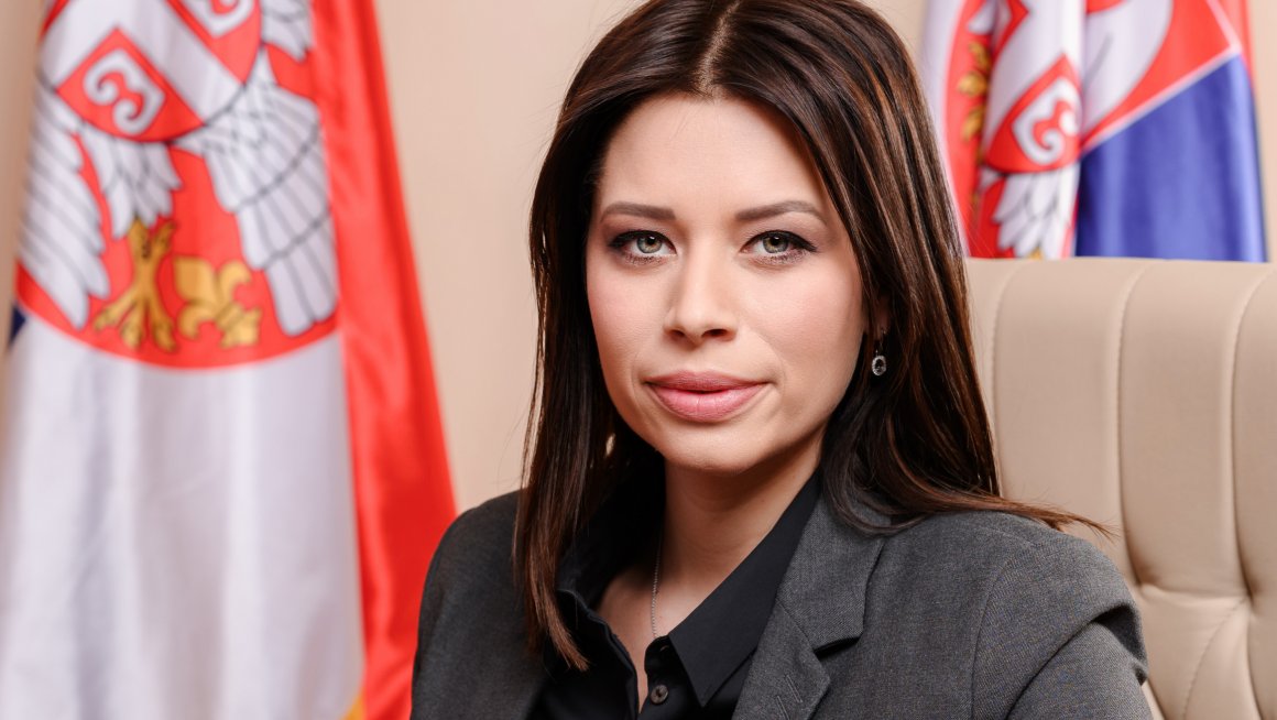 Вујовић: Нижа цена прикључка на гас, подстрек грађанима да пређу на еколошки прихватљивије енергенте