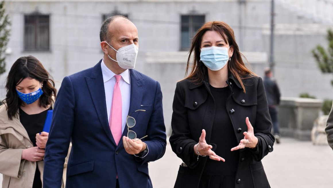 Вујовић и Фабрици отворили изложбу фотографија: Сви аутори су победници, подсетили су нас на природна богатства Србије