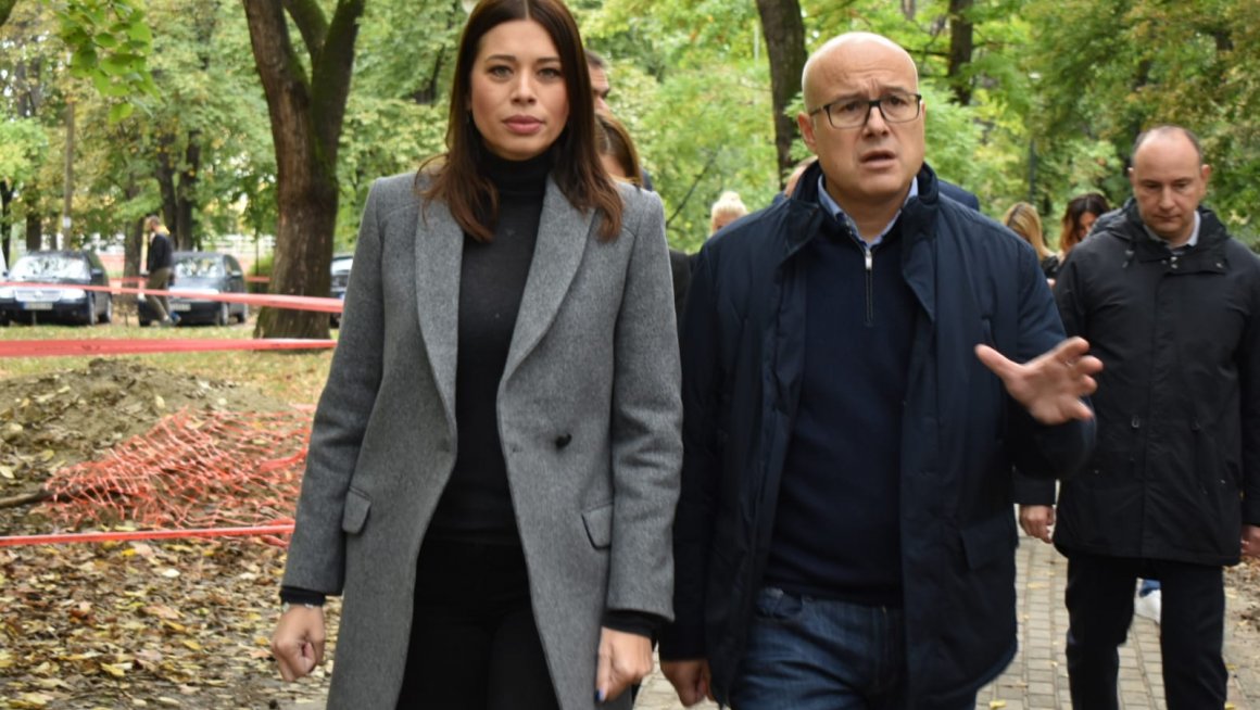 Вујовић у Новом Саду: Улажемо у заливне системе како би подигли квалитет зеленила