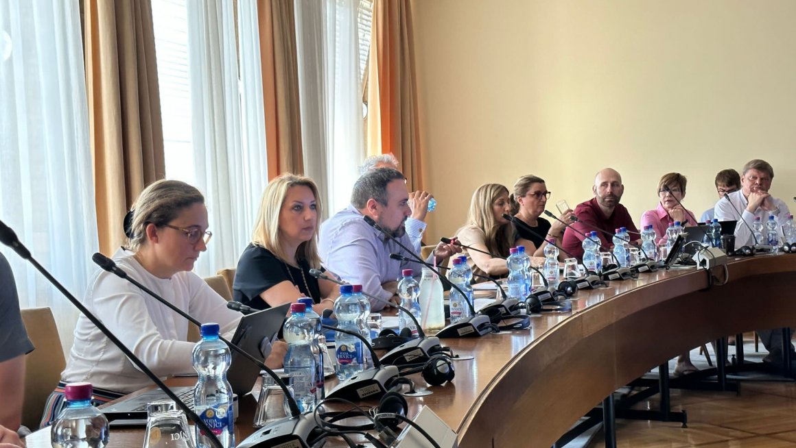 Sandra Dokić sastanak