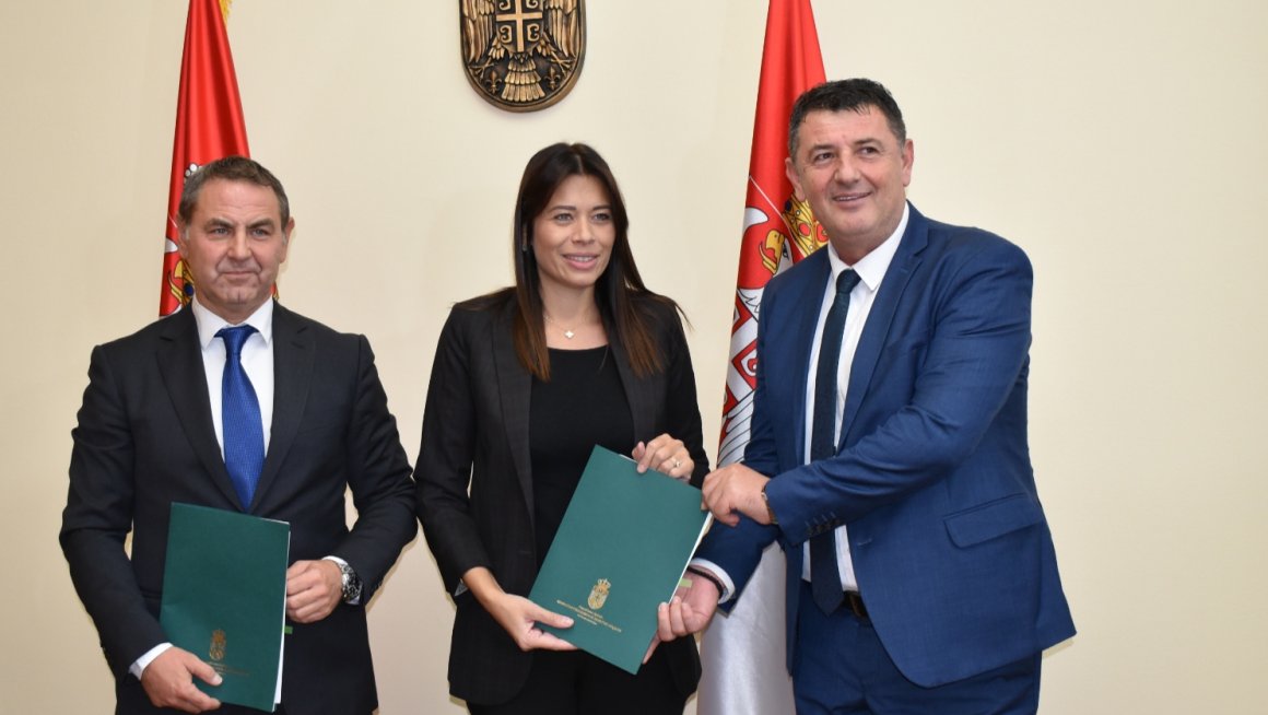 Вујовић Пећинци 1.jpg