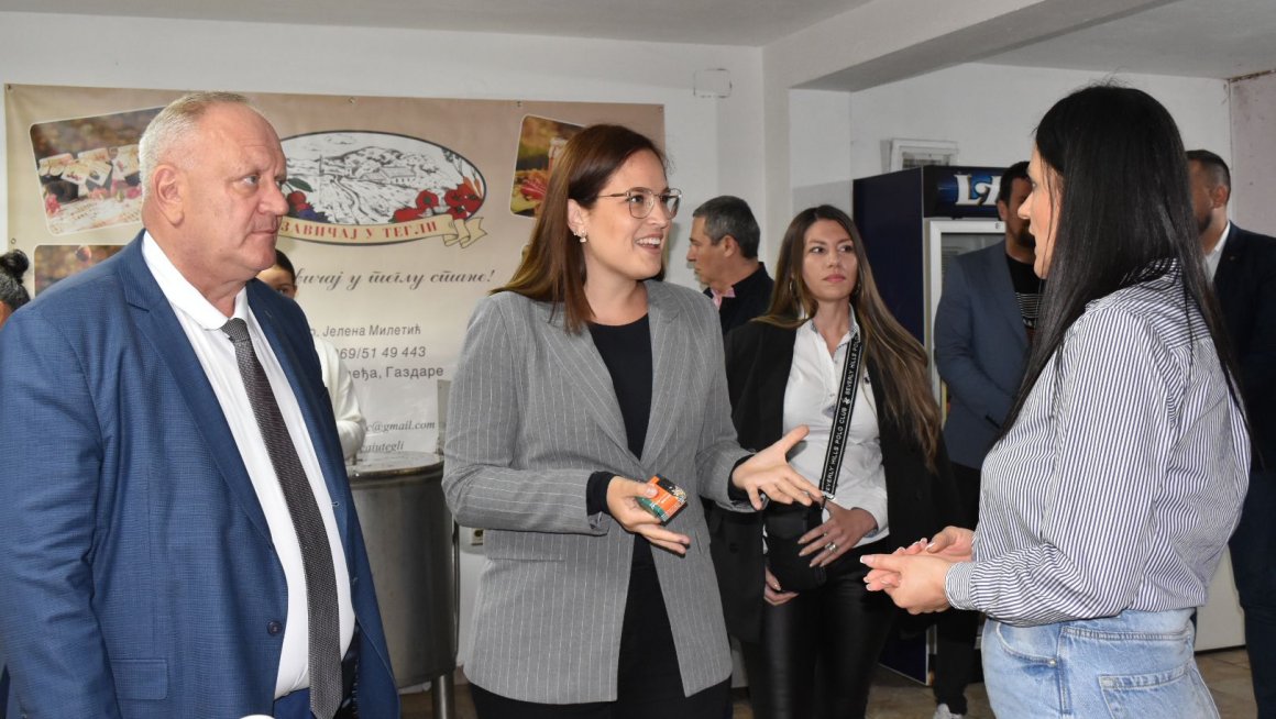 Pavkov Medveđa sapuni 1.jpg