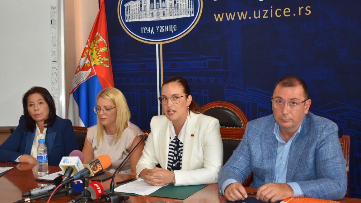 УЖИЦЕ НАСЛОВНА.jpg