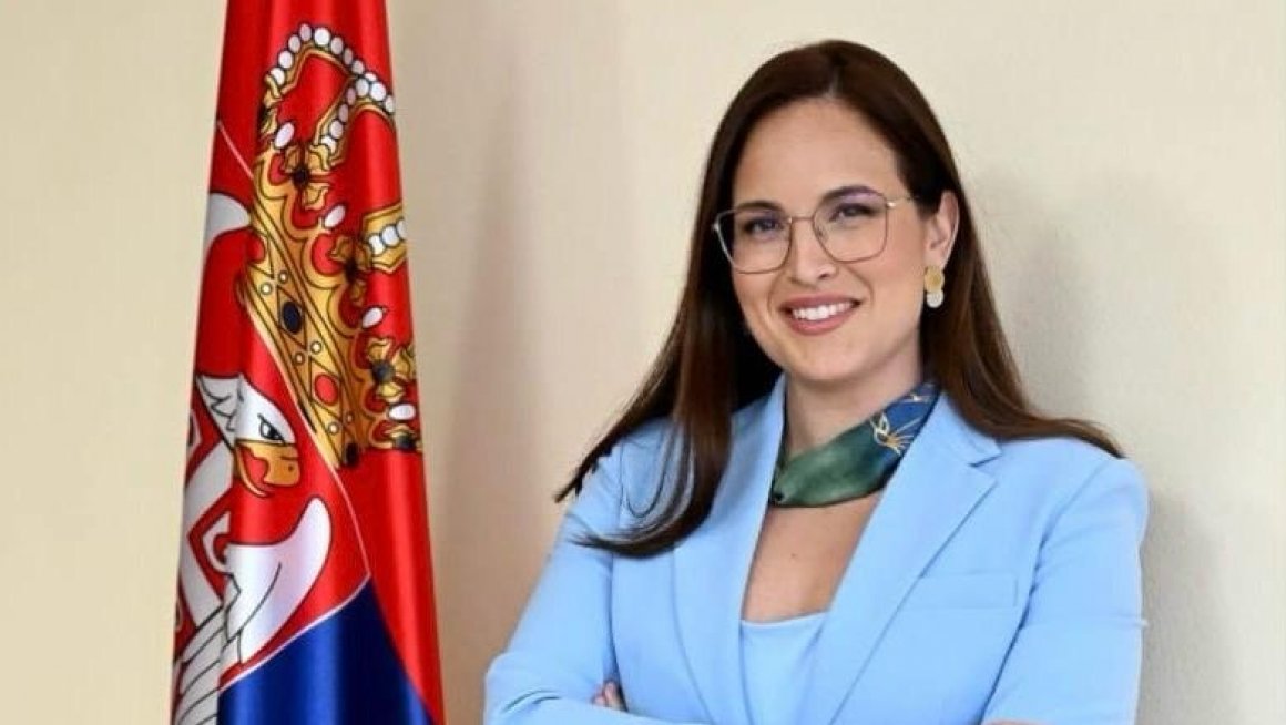 Sara Pavkov Sara Pavkov