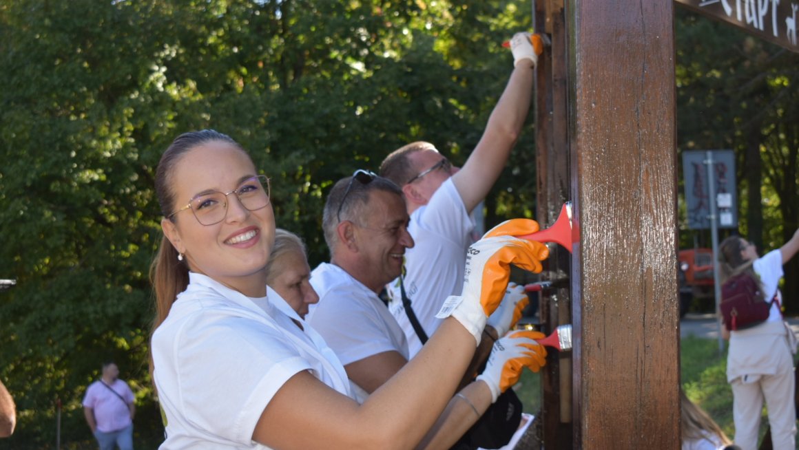 Sara Pavkov Sara Pavkov