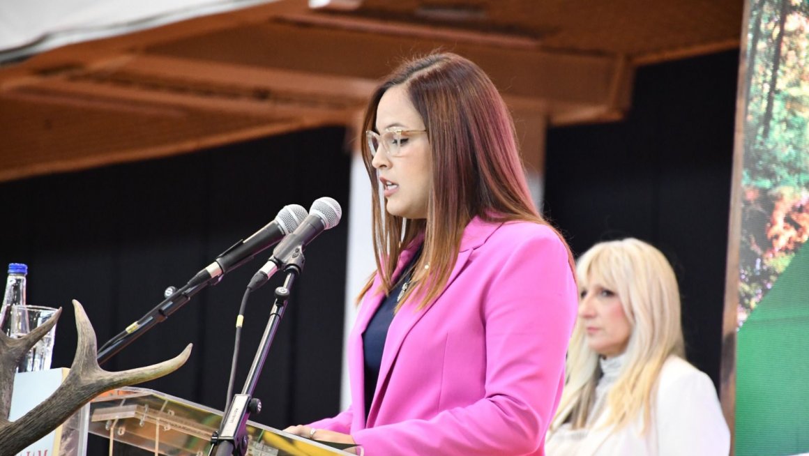 Sara Pavkov Sara Pavkov